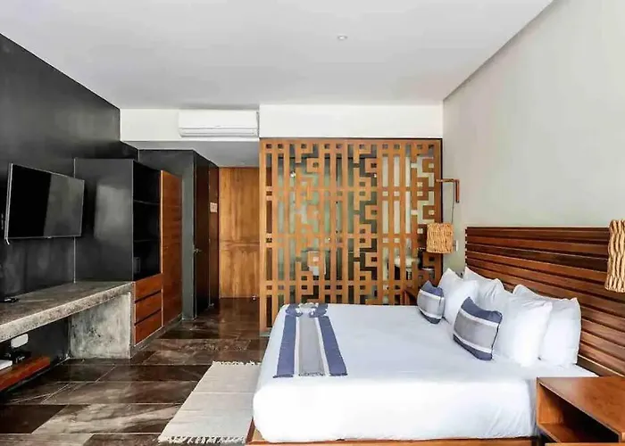 Beautiful Downtown Apartment